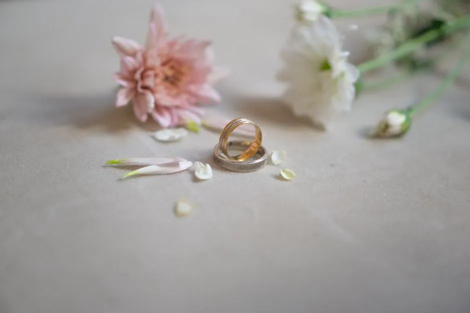 Best Metals for Hawaiian Jewelry: 4 Honest Picks